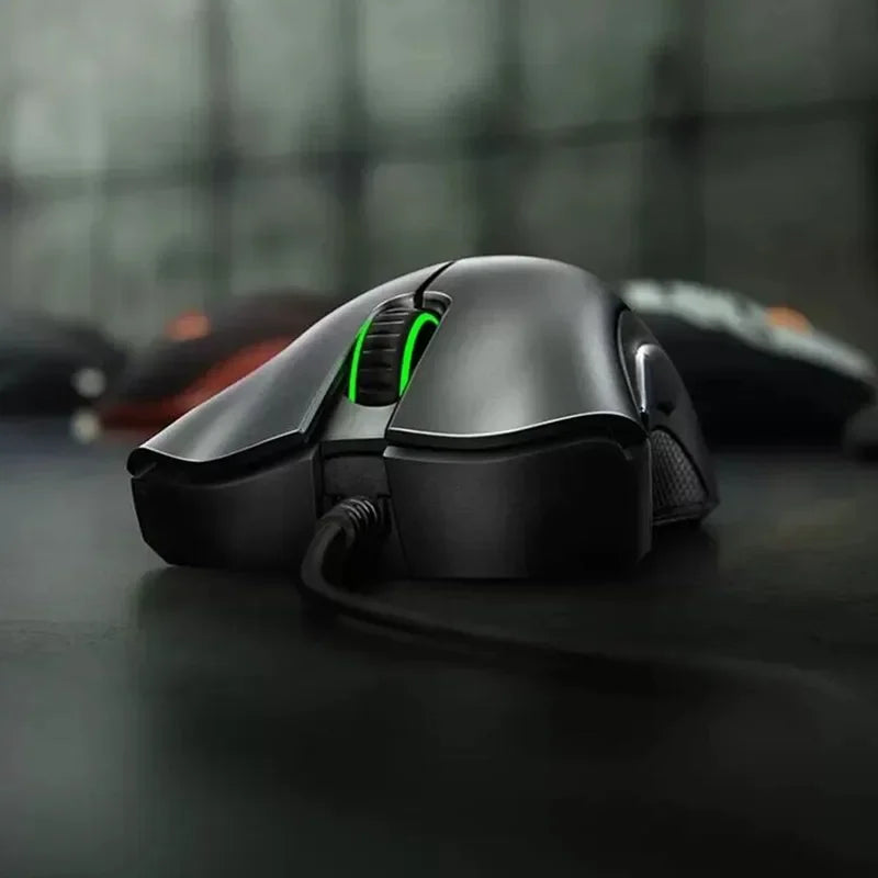 Razer DeathAdder Essential — Rato Gaming com Fio | Sensor Ótico 6400 DPI | Switches Mecânicos | Iluminação Chroma RGB | Ergonómico