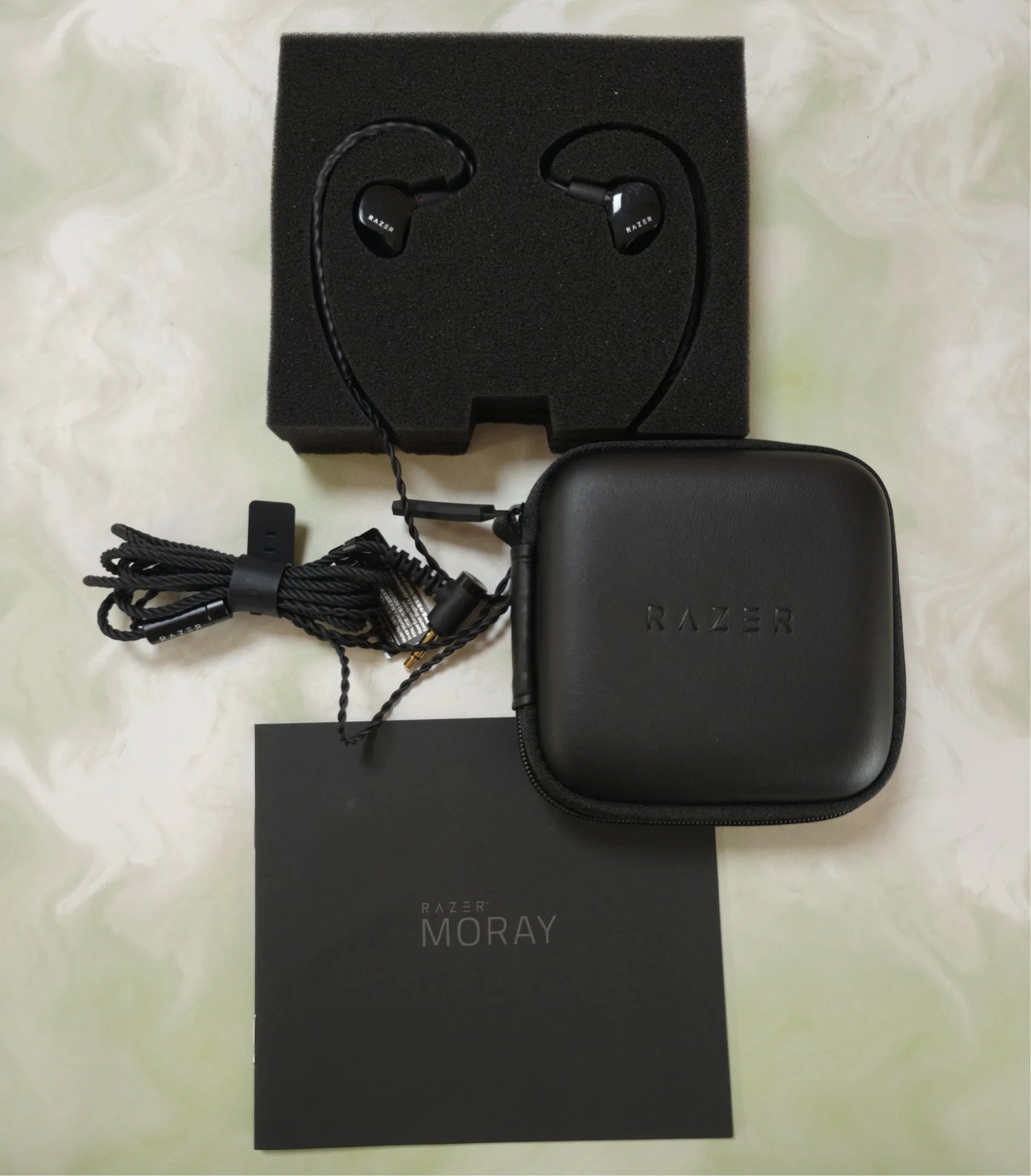 Razer Moray — Monitor Intra-Auricular Ergonómico | Dual Driver Híbrido | Certificação THX | Isolamento Passivo Superior